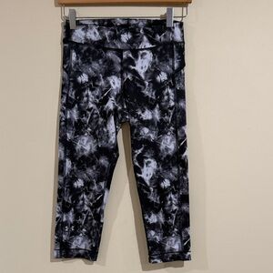 Under Armour Cropped gym yoga pants Casual pants Monochrome Tie-Dye Leggings